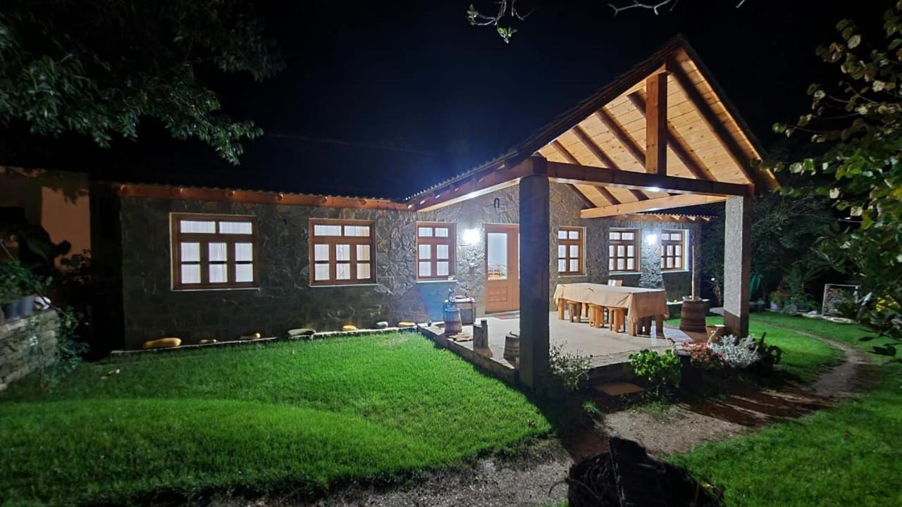 Bujtina Peshtan Guesthouse&Camping Tepelene Ngoại thất bức ảnh
